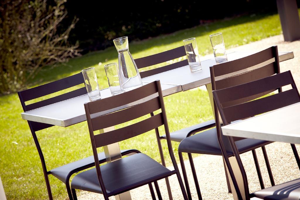 Campanile Annecy ~ Metz-Tessy Hotell Restaurang bild