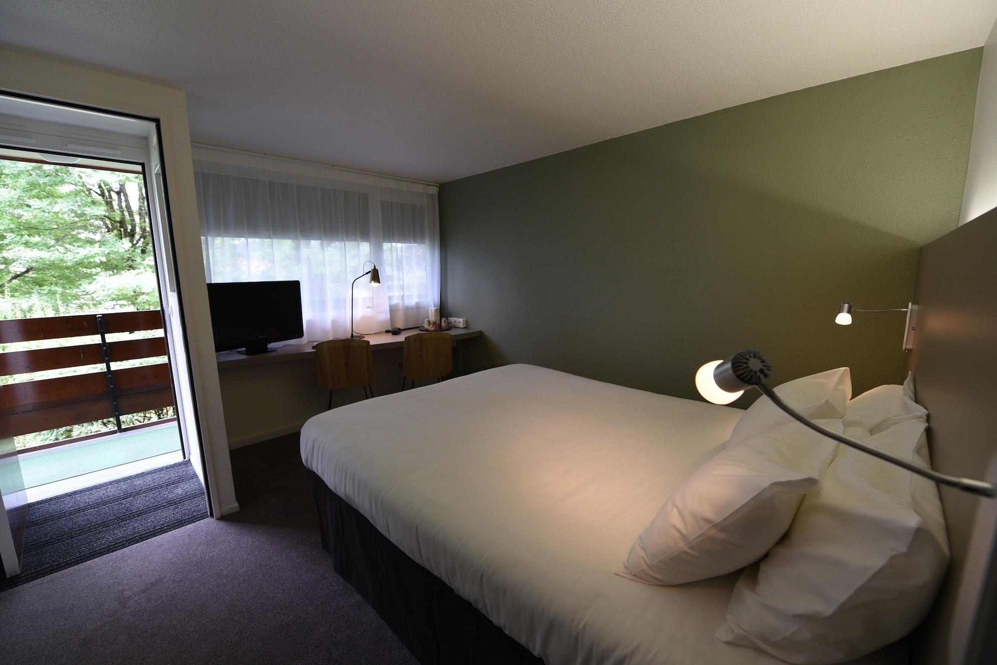 Campanile Annecy ~ Metz-Tessy Hotell Exteriör bild