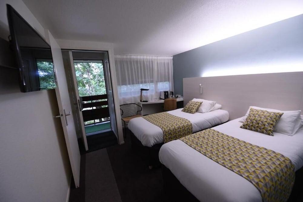 Campanile Annecy ~ Metz-Tessy Hotell Exteriör bild