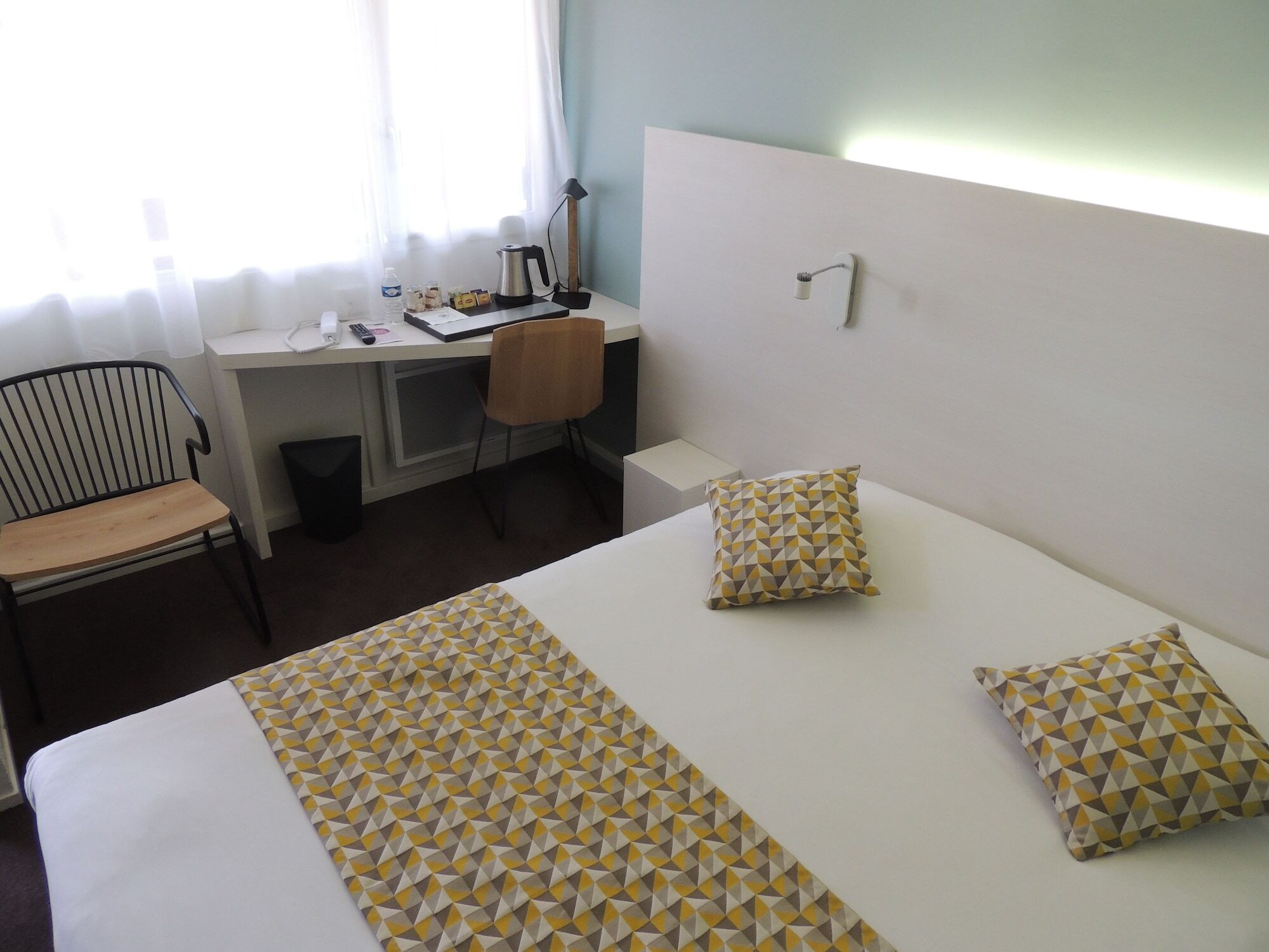 Campanile Annecy ~ Metz-Tessy Hotell Exteriör bild